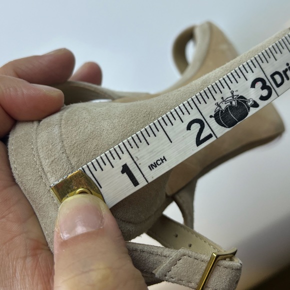 Etienne Aigner Tan Suede Strappy Heels - Size 6 - N234-11 - Picture 8 of 8